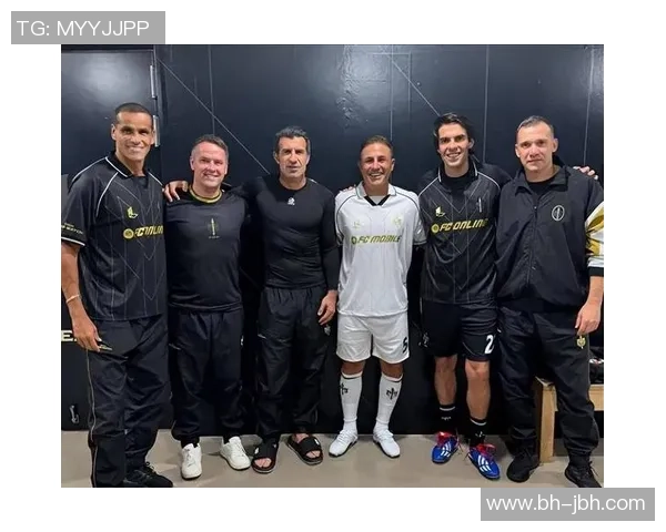 十年风云变幻 足球球星的辉煌与挑战跨越时光的对比